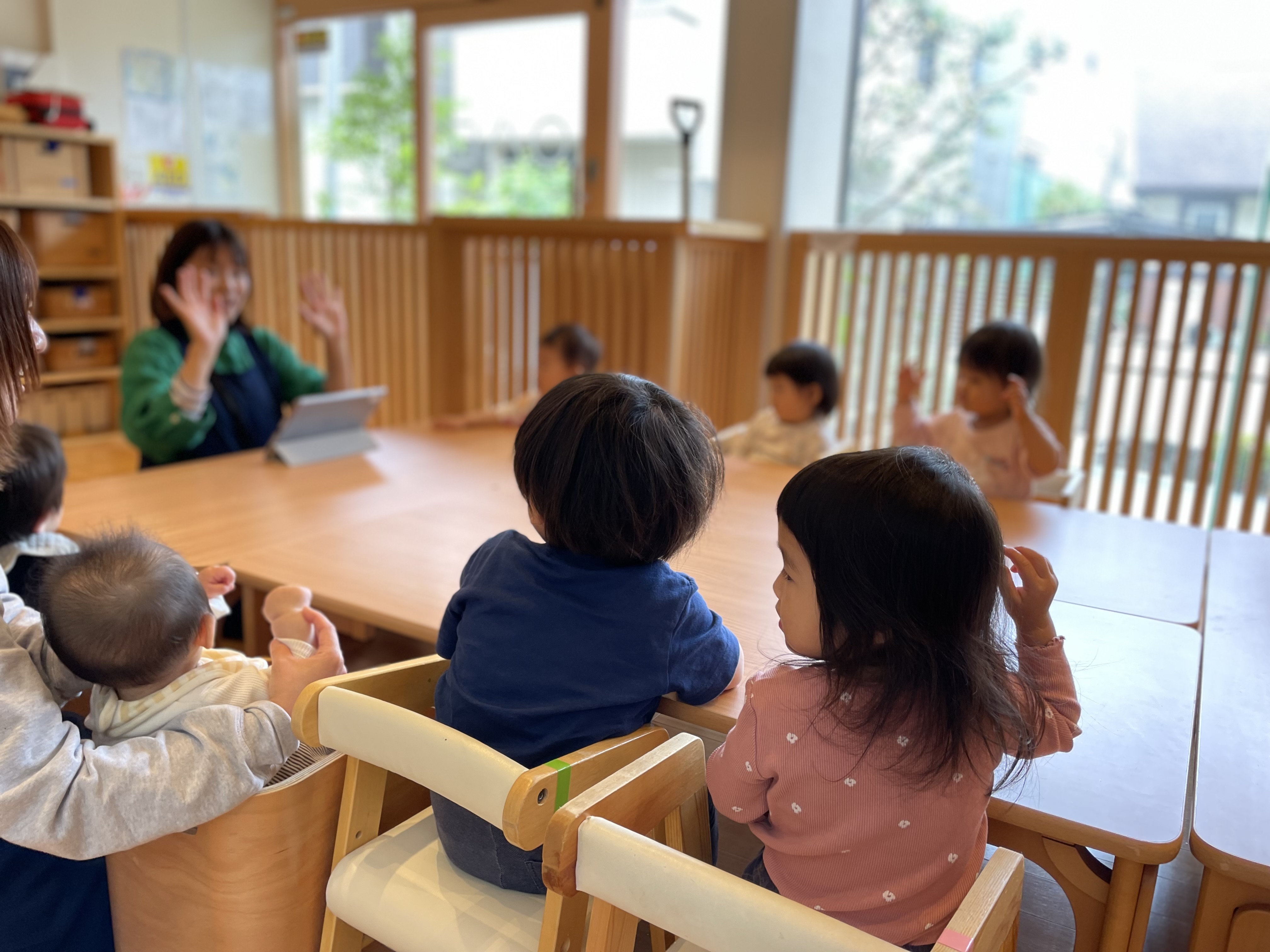 朝のお仕事 | 千里山まるさんかくしかく保育園